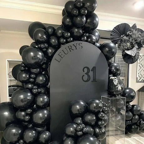 Black Balloons 10 Pack – Metallic Party Decoration