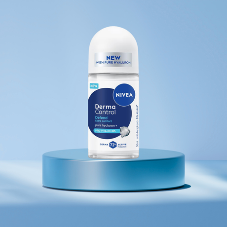 NIVEA 50mL ANTIPERSPIRANT ROLL ON DERMA CONTROL 72H PRO VITAMIN B5