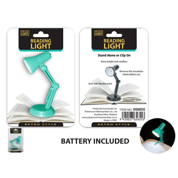 LED Reading Light w/Clip n Batteries image 0